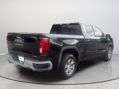 Used 2019 GMC Sierra 1500 SLE w/ SLE Value Package AWD/4WD image 7