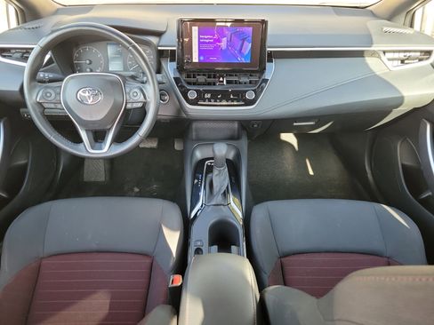 Used 2024 Toyota Corolla SE image 11