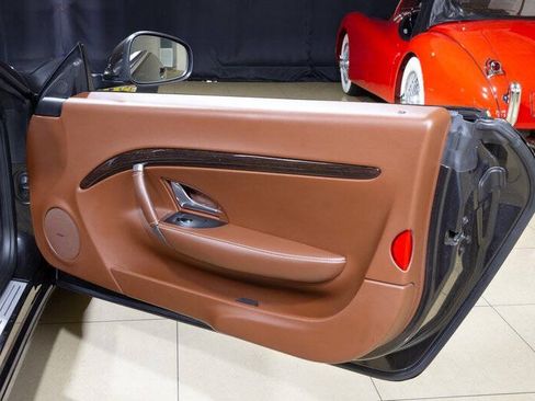 Used 2012 Maserati GranTurismo Convertible RWD image 55
