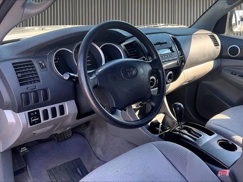 Used 2005 Toyota Tacoma 2WD Access Cab w/ Convenience Pkg image 14