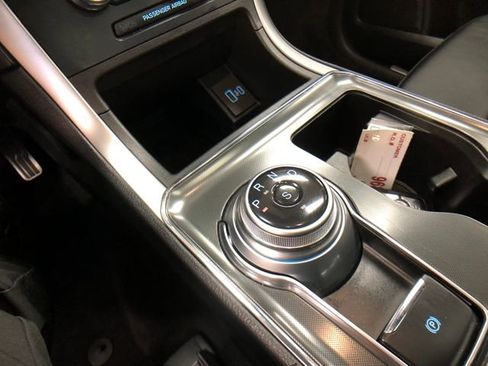 Used 2023 Ford Edge ST-Line w/ Class II Trailer Tow Package image 19