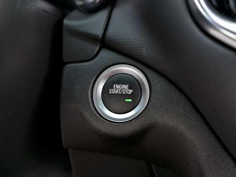 Used 2024 Chevrolet Equinox LT image 28