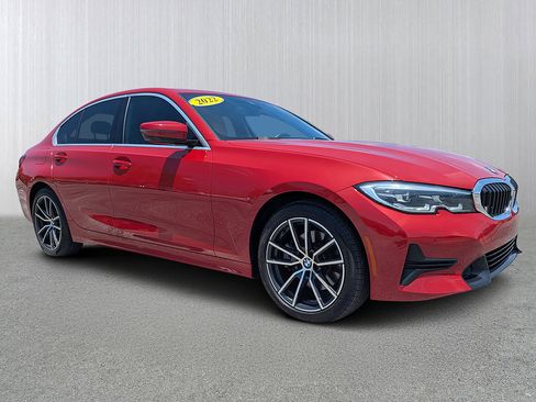 Used 2022 BMW 330i Sedan w/ Premium Package RWD image 1