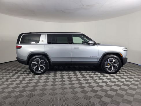Used 2024 Rivian R1S Adventure AWD/4WD image 6