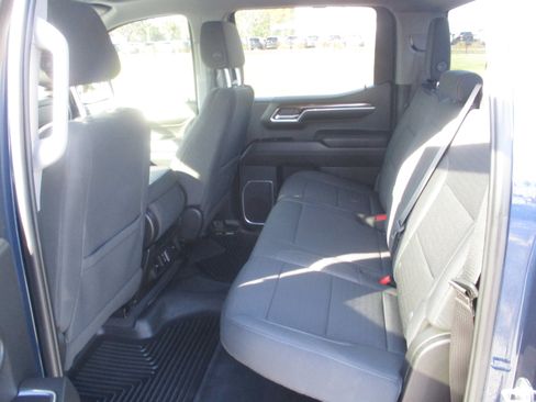 Used 2022 Chevrolet Silverado 1500 LT image 10