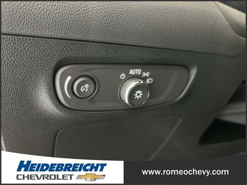 Used 2024 Buick Encore GX Sport Touring FWD image 30