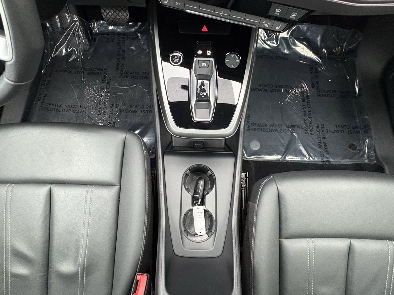 Used 2024 Audi Q4 e-tron Premium Plus w/ Premium Plus AWD/4WD image 22