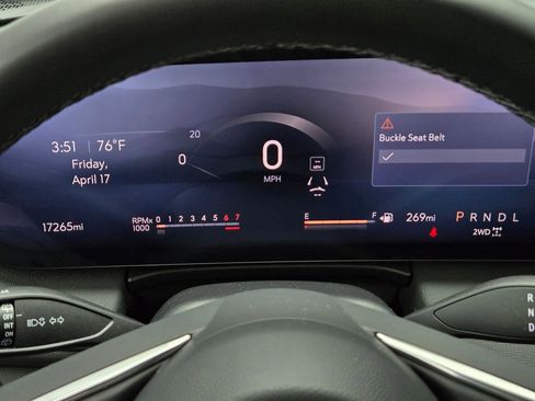 Used 2025 Buick Enclave Preferred image 15