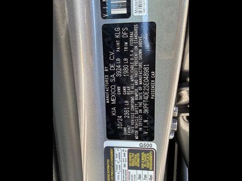 Used 2025 Kia K4 FWD image 27