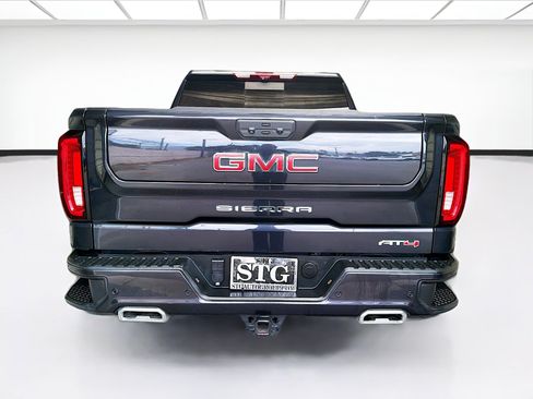 Used 2023 GMC Sierra 1500 AT4 w/ AT4 Premium Package AWD/4WD image 5