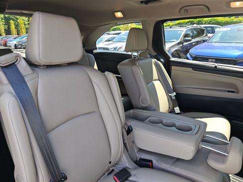Used 2022 Honda Odyssey EX-L image 14