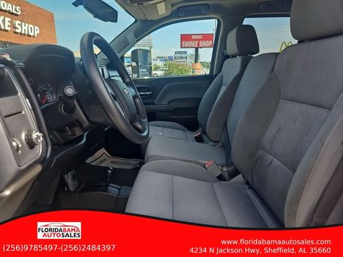 Used 2017 Chevrolet Silverado 1500 Custom w/ Custom Convenience Package AWD/4WD image 12