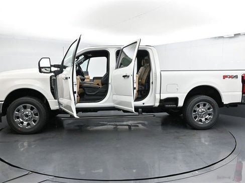 New 2026 Ford F250 Lariat w/ Lariat Ultimate Package image 35