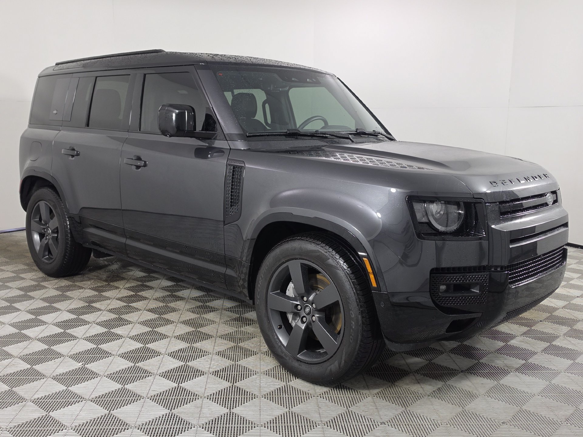 Used 2024 Land Rover Defender 110 X-Dynamic SE AWD/4WD 360° Tour