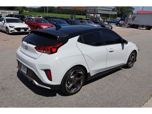 Used 2019 Hyundai Veloster Turbo Ultimate FWD image 5