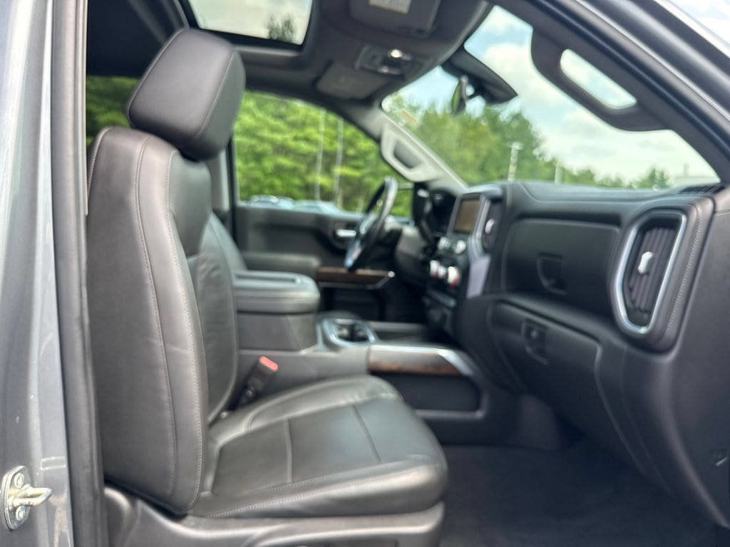 Used 2020 GMC Sierra 1500 SLT w/ SLT Premium Plus Package AWD/4WD image 29