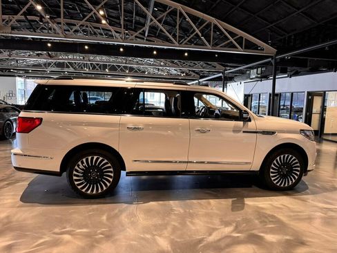 Used 2019 Lincoln Navigator L Black Label image 6
