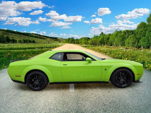 Certified 2023 Dodge Challenger R/T Scat Pack RWD image 7