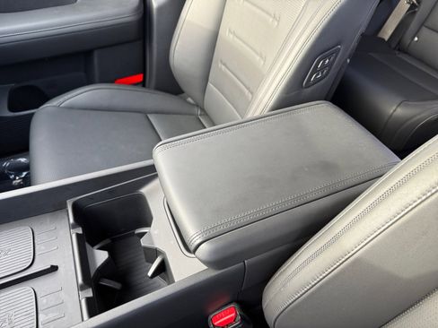 Certified 2025 Hyundai Santa Fe Calligraphy image 14