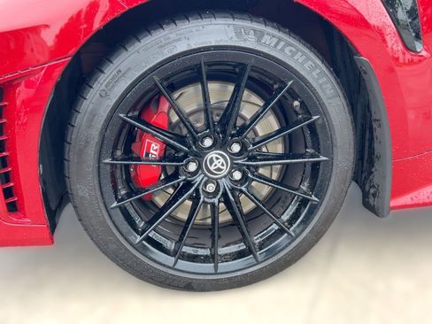 Used 2025 Toyota Corolla Premium Plus image 11