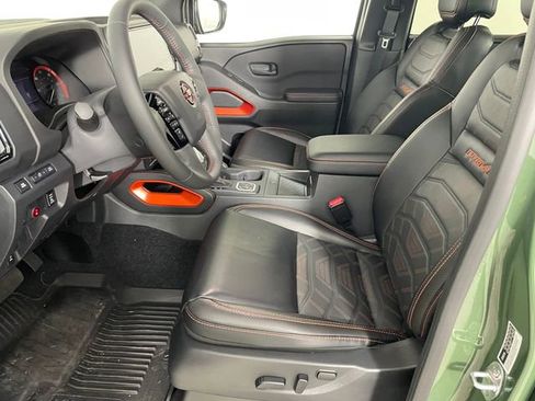 Used 2026 Nissan Frontier PRO-4X w/ Pro Premium Package AWD/4WD image 2