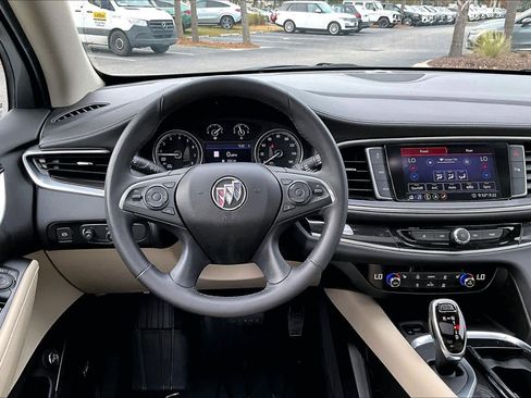 Used 2020 Buick Enclave Essence w/ Sound and Sites Package image 5