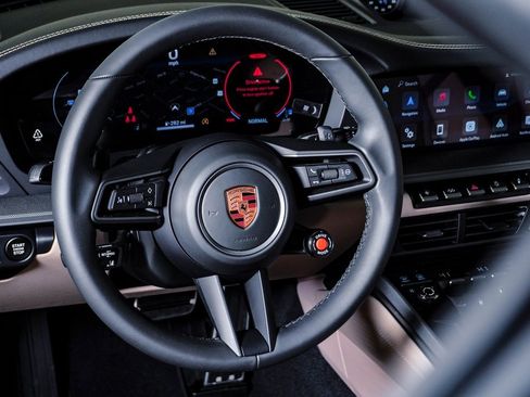 New 2026 Porsche 911 Carrera 4S image 21