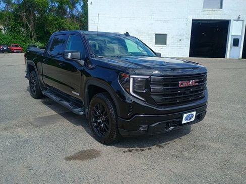 Used 2026 GMC Sierra 1500 Elevation w/ Elevation Premium Package AWD/4WD image 8