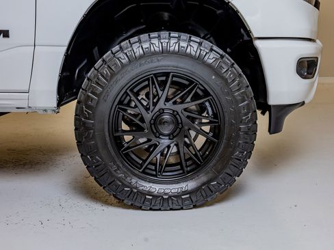 Used 2023 RAM 1500 Big Horn image 12