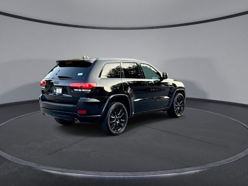 Used 2020 Jeep Grand Cherokee Altitude image 8