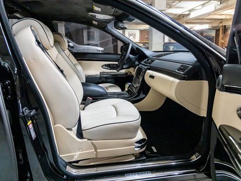 Used 2009 Maybach 62 S RWD image 92