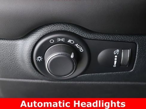 Used 2025 Dodge Durango GT w/ Blacktop Package image 19