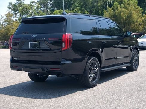 Certified 2026 Ford Expedition Max Platinum w/ Stealth Appearance Package AWD/4WD image 4