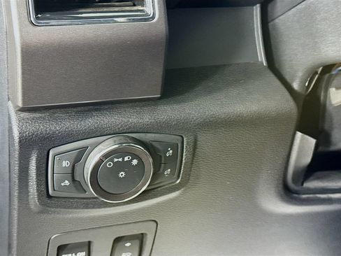 Used 2019 Ford F150 XLT w/ Equipment Group 302A Luxury RWD image 10