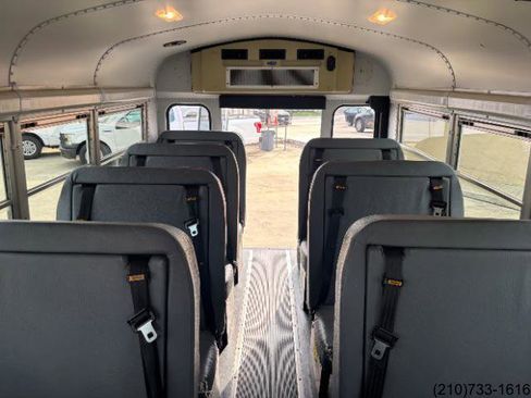 Used 2007 Chevrolet Express 3500 w/ School Bus Package image 26