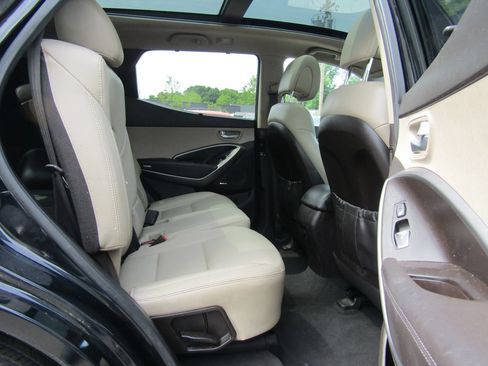 Used 2014 Hyundai Santa Fe Sport w/ Technology Package 04 AWD/4WD image 14