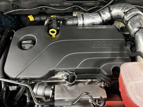 Used 2022 Buick Encore Preferred w/ Safety Package FWD image 24