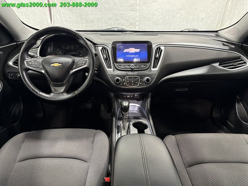 Used 2023 Chevrolet Malibu LT w/ Redline Edition FWD image 6