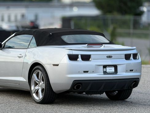 Used 2011 Chevrolet Camaro SS w/ RS Package RWD image 16