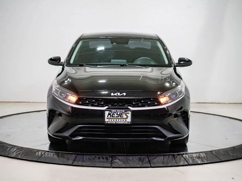 Used 2023 Kia Forte LXS image 6