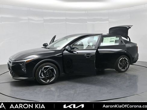 New 2026 Kia K4 EX FWD image 45