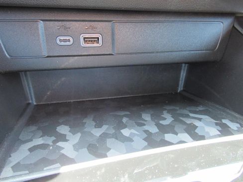 New 2026 GMC Canyon Elevation w/ Convenience Package RWD image 27