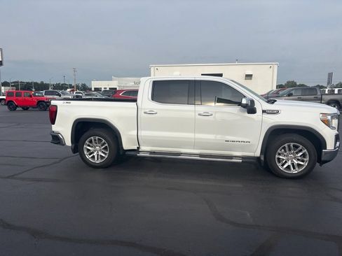 Used 2021 GMC Sierra 1500 SLT w/ SLT Premium Plus Package AWD/4WD image 9