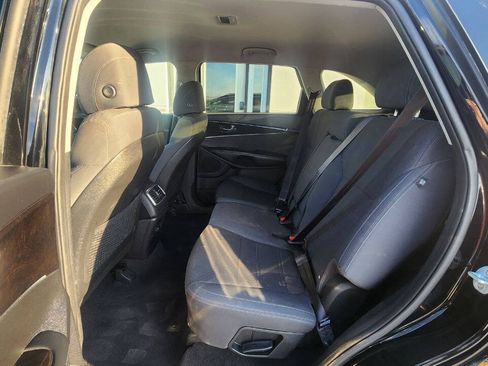 Used 2017 Kia Sorento AWD image 15