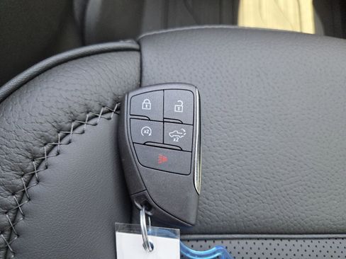 New 2026 GMC Sierra 2500 Denali w/ Denali Reserve Package AWD/4WD image 40