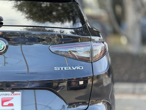 Used 2024 Alfa Romeo Stelvio Ti w/ Active Assist Plus Package image 16