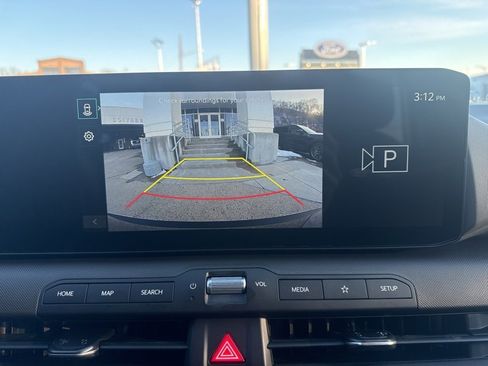 New 2025 Kia K4 LXS image 32