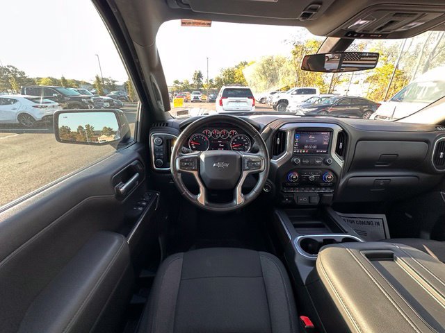 Used 2021 Chevrolet Silverado 1500 RST w/ Convenience Package II AWD/4WD image 18