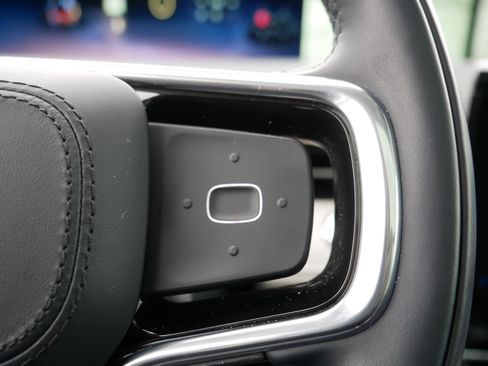 Used 2025 Lincoln Nautilus Reserve image 29