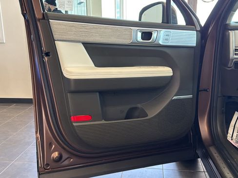 Used 2024 Hyundai Santa Fe Calligraphy image 8